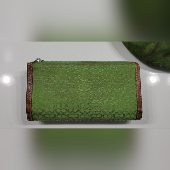Green canvas & suede Signature Coach Bag & Wallet - Picture 8 of 12